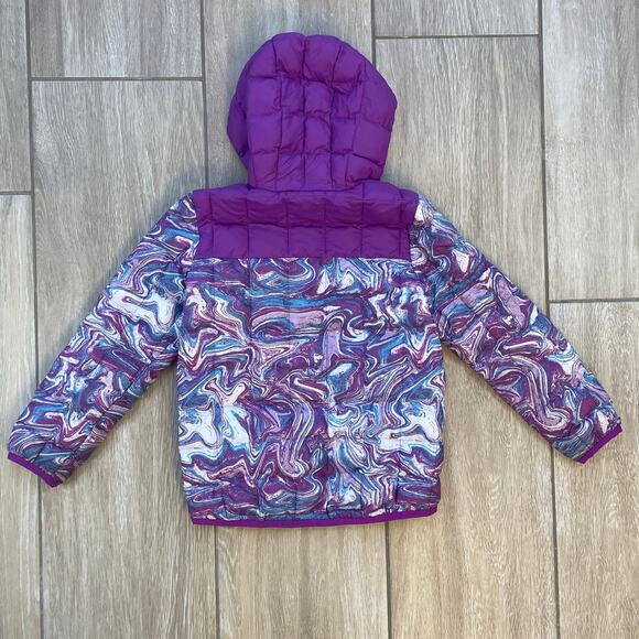 The North Face Girls Reversible Hooded Jacket 5T Purple Marble Print Puffer S23 - Picture 2 of 10